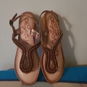 Naughty Monkey Alloy Mate Low Wedge Embellished Thong Sandals Bronze Size 7.5